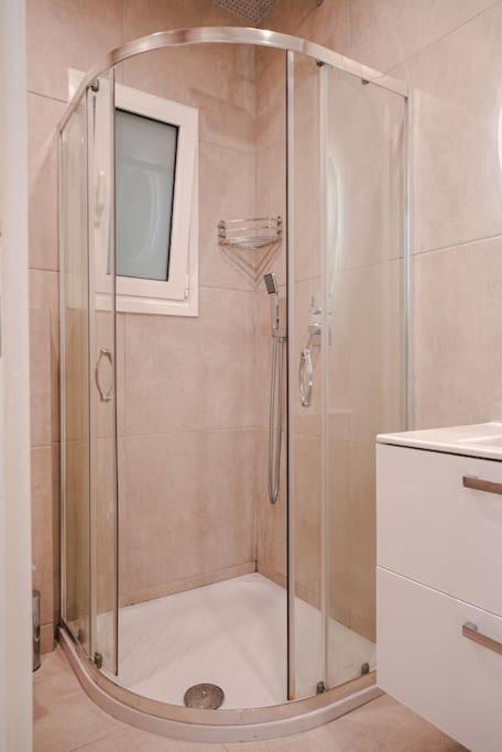 Syntagma Square, 60Sqm Dream Suite Atenas Exterior foto