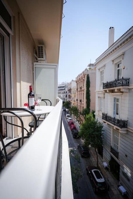 Syntagma Square, 60Sqm Dream Suite Atenas Exterior foto