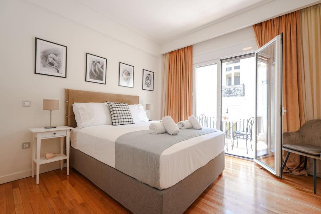 Syntagma Square, 60Sqm Dream Suite Atenas Exterior foto