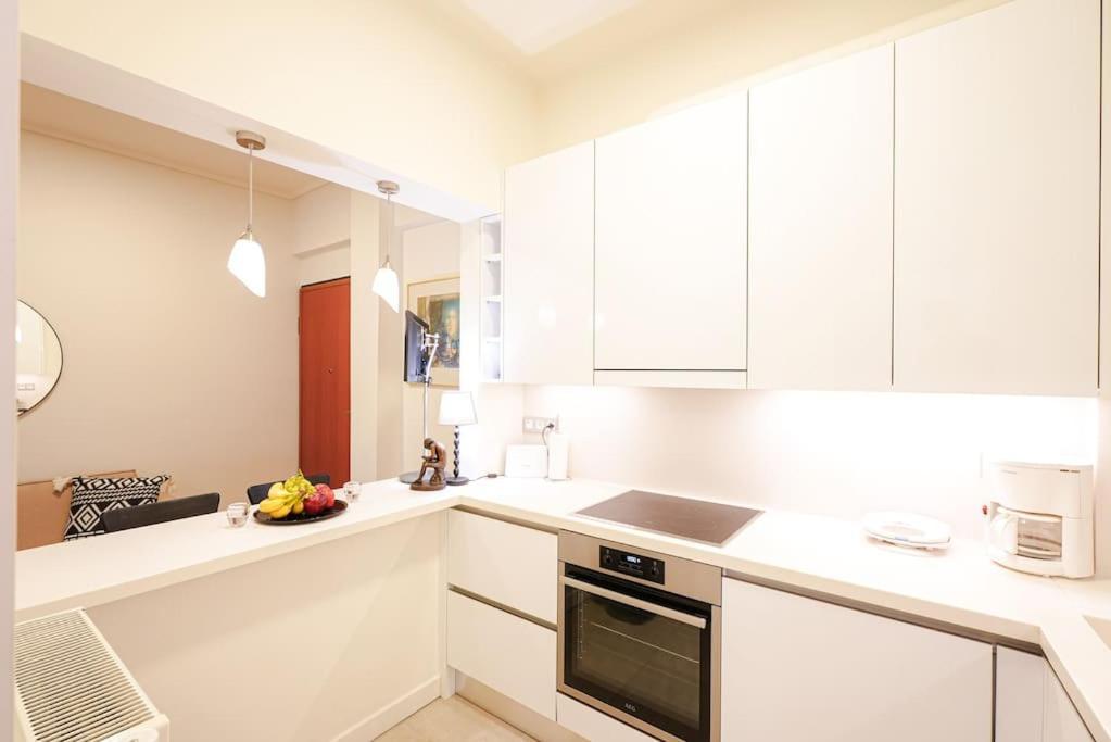 Syntagma Square, 60Sqm Dream Suite Atenas Exterior foto